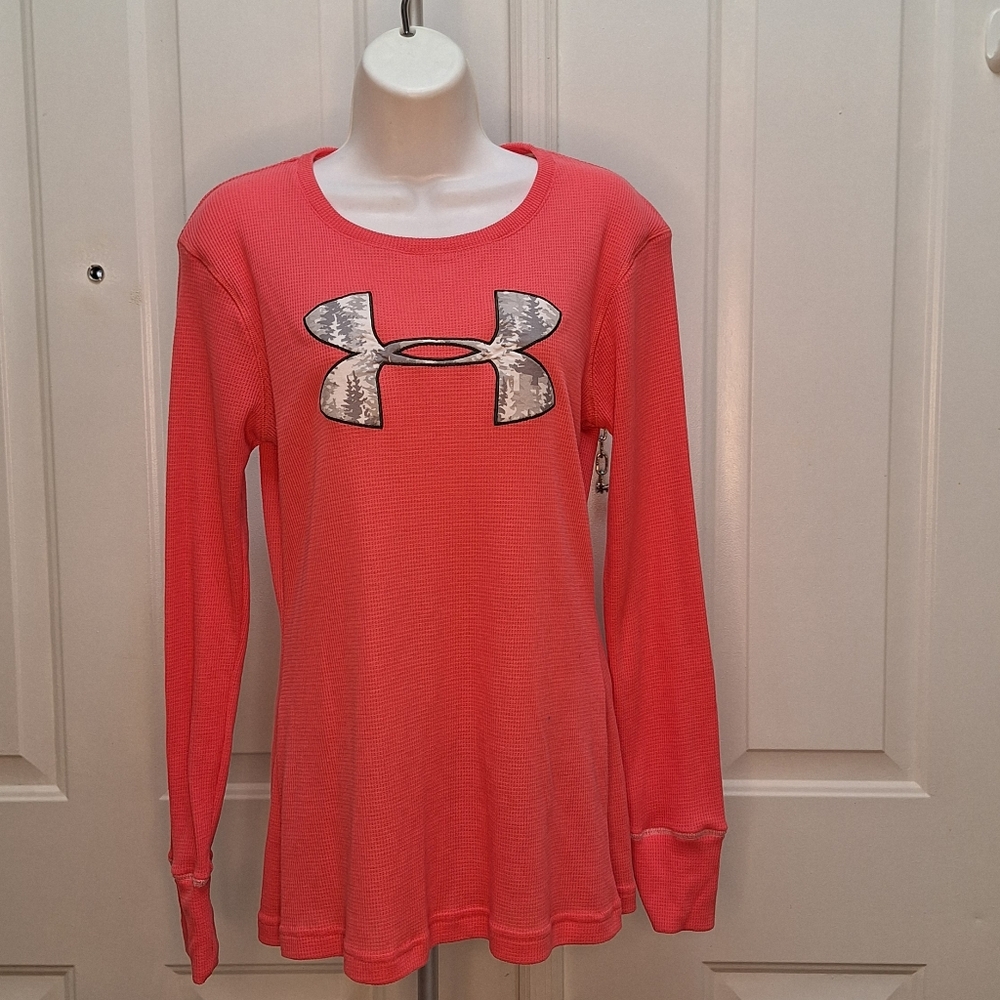 Under Armour Womens Fitted Long Sleeve Pullover Red Activewear Top Size 1